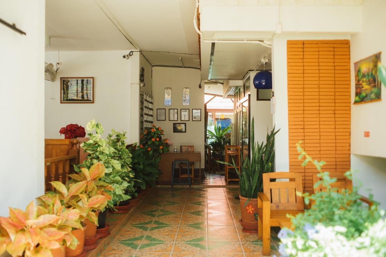 Nu Phen Homestay Chiang Mai Exteriör bild