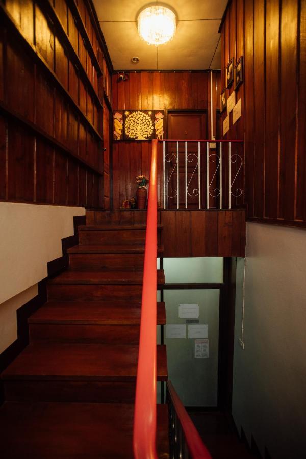 Nu Phen Homestay Chiang Mai Exteriör bild