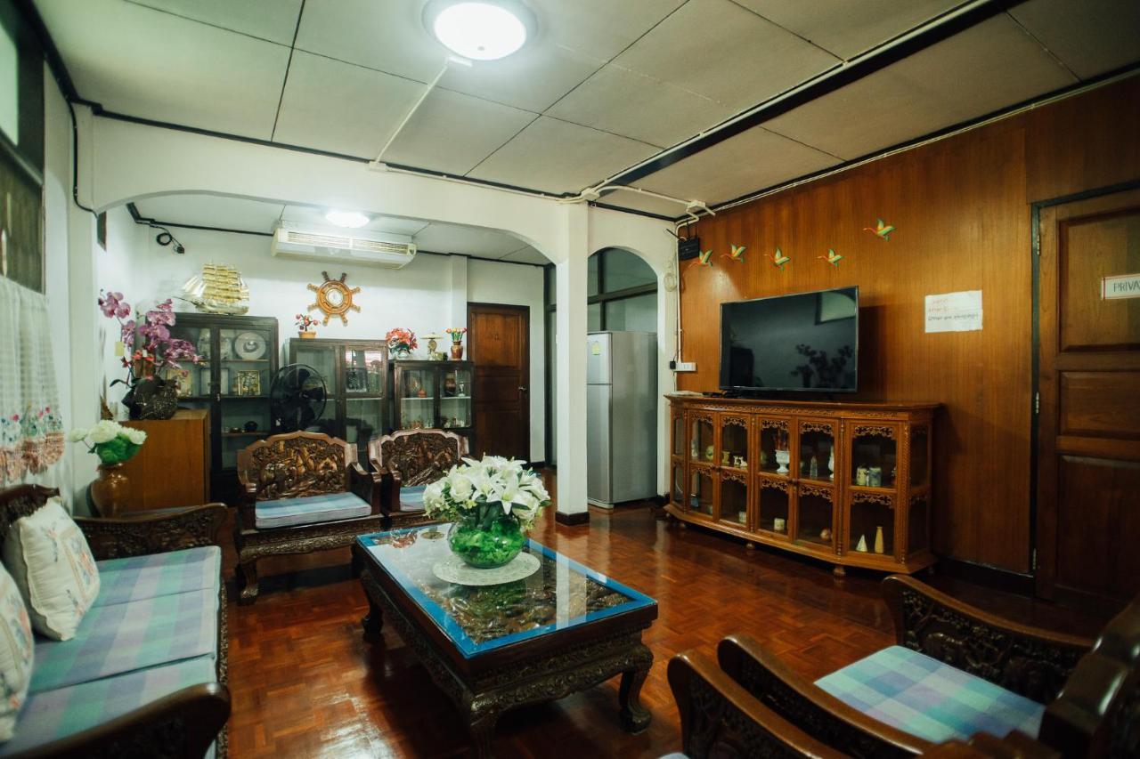 Nu Phen Homestay Chiang Mai Exteriör bild